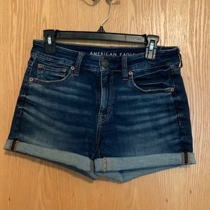 Dark wash Midi American Eagle Shorts